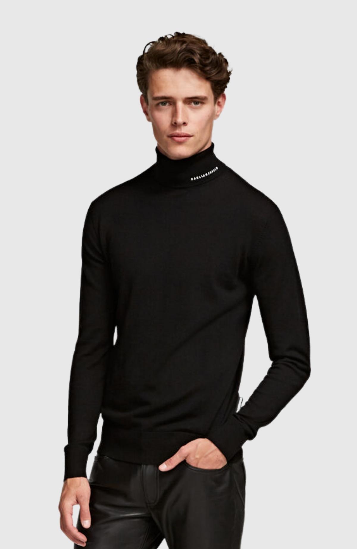 Lightweight Merino Turtleneck - Maxx Group