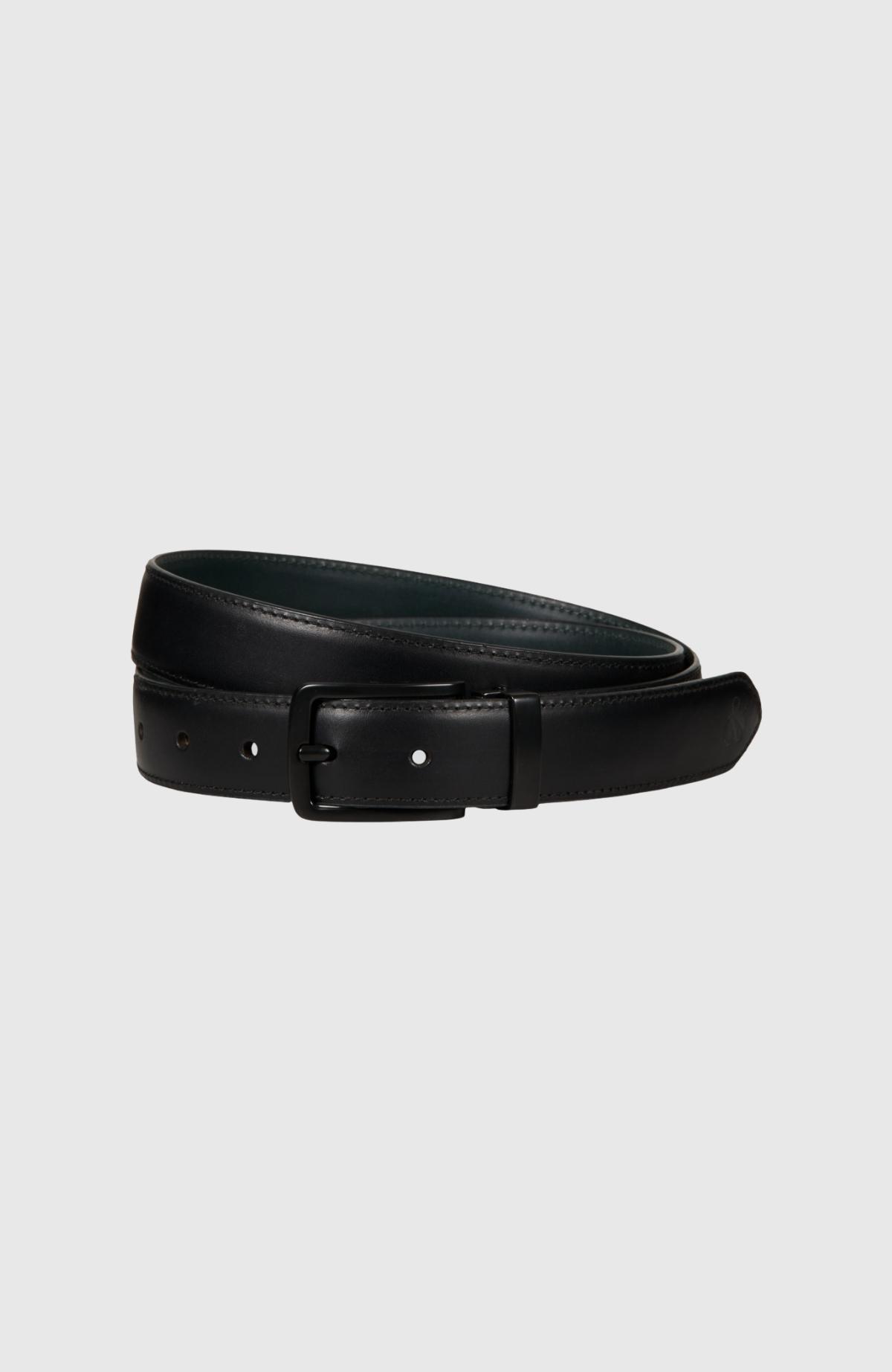 Reversible clean leather belt