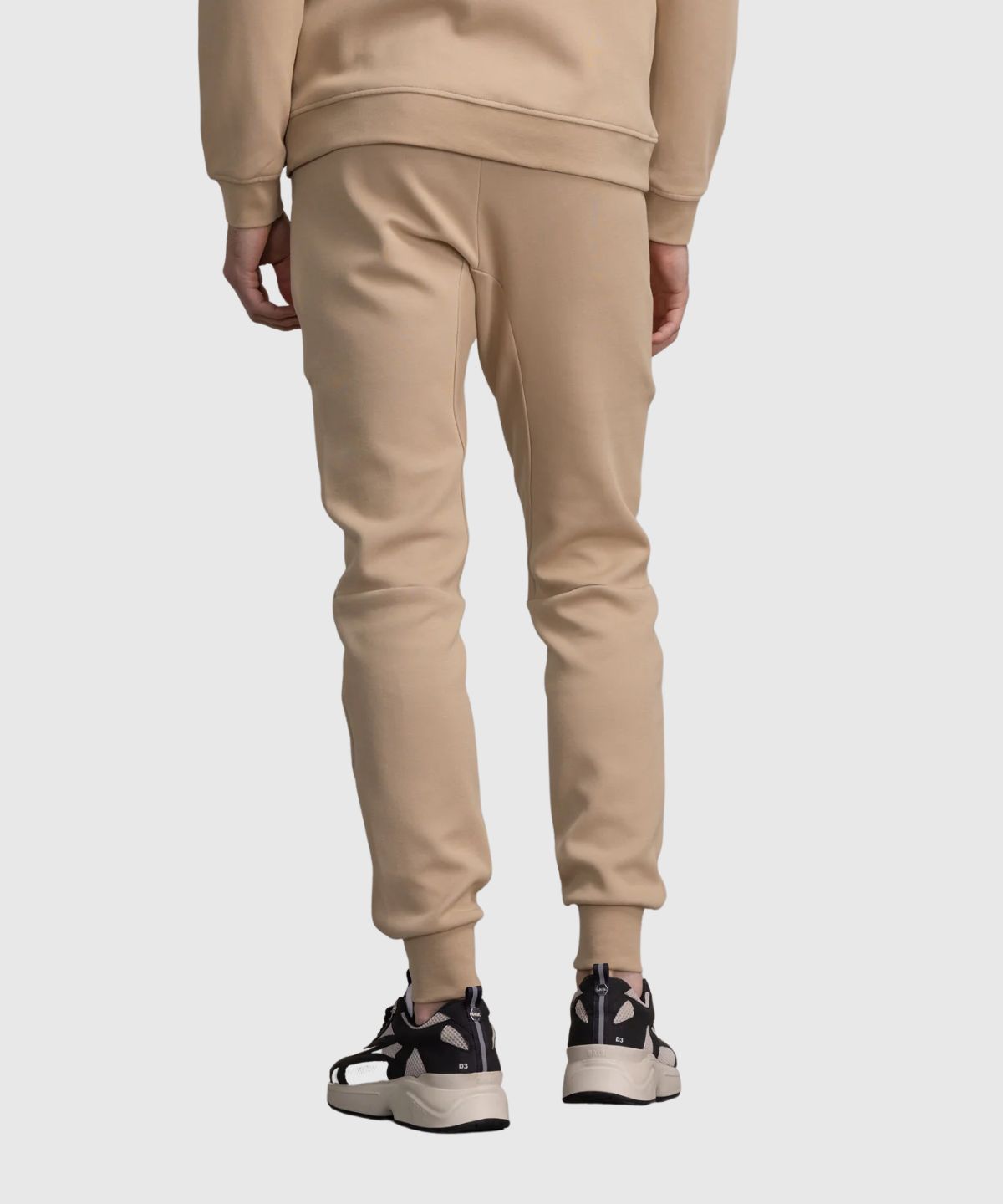 Q-Series Slim Classic Sweatpants