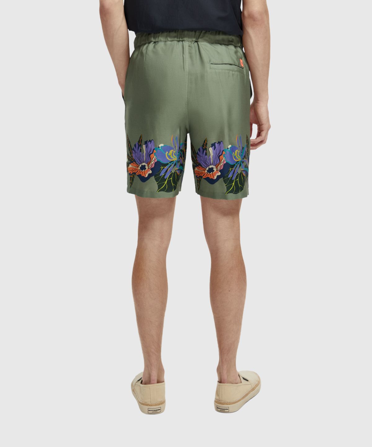 SEASONAL- Short in tencel with placement flower print
