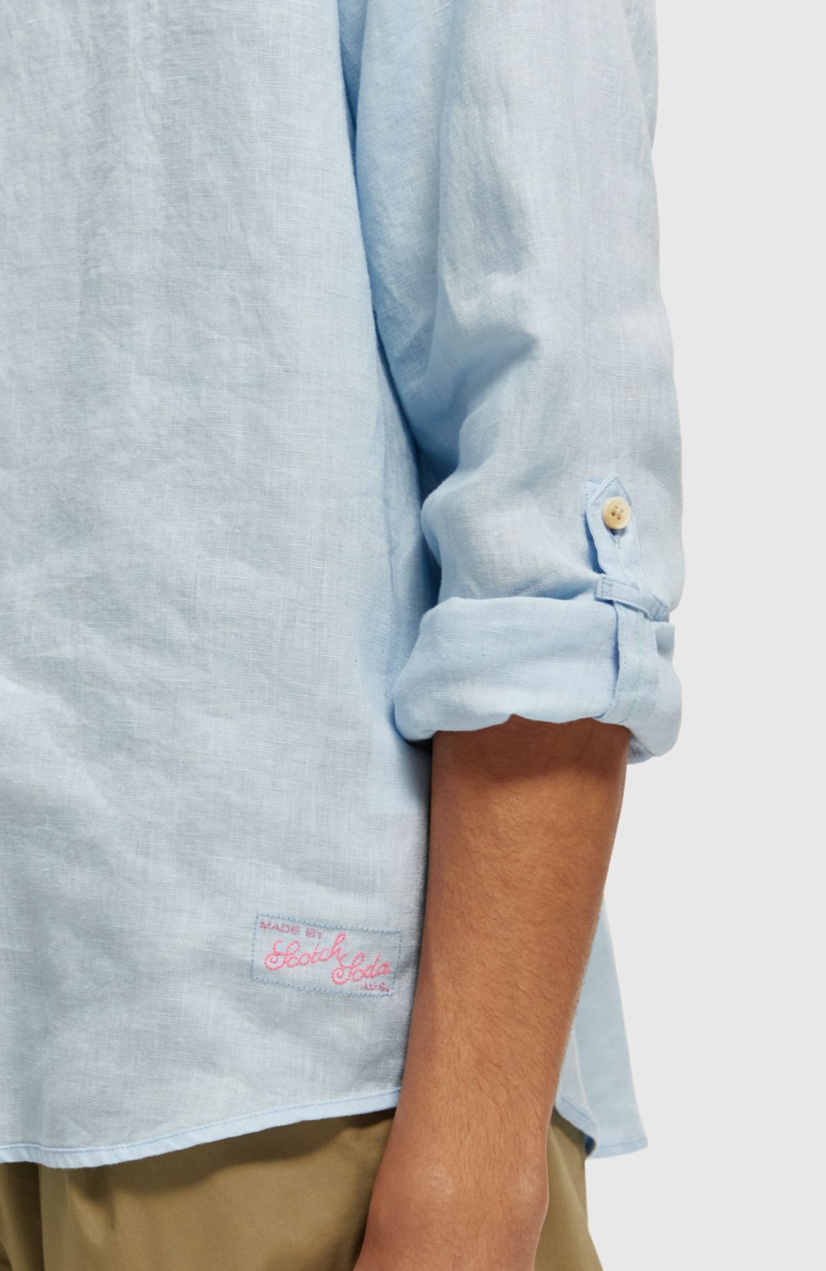 Linen shirt with sleeve roll-up