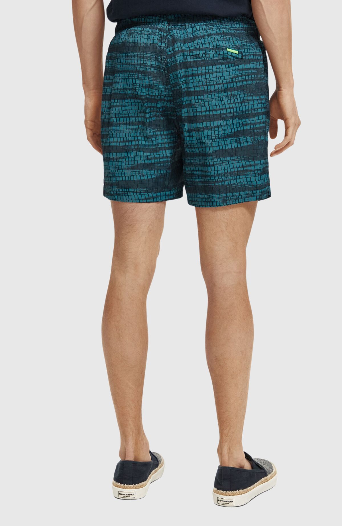 Mid length – Placement Printed swimshort