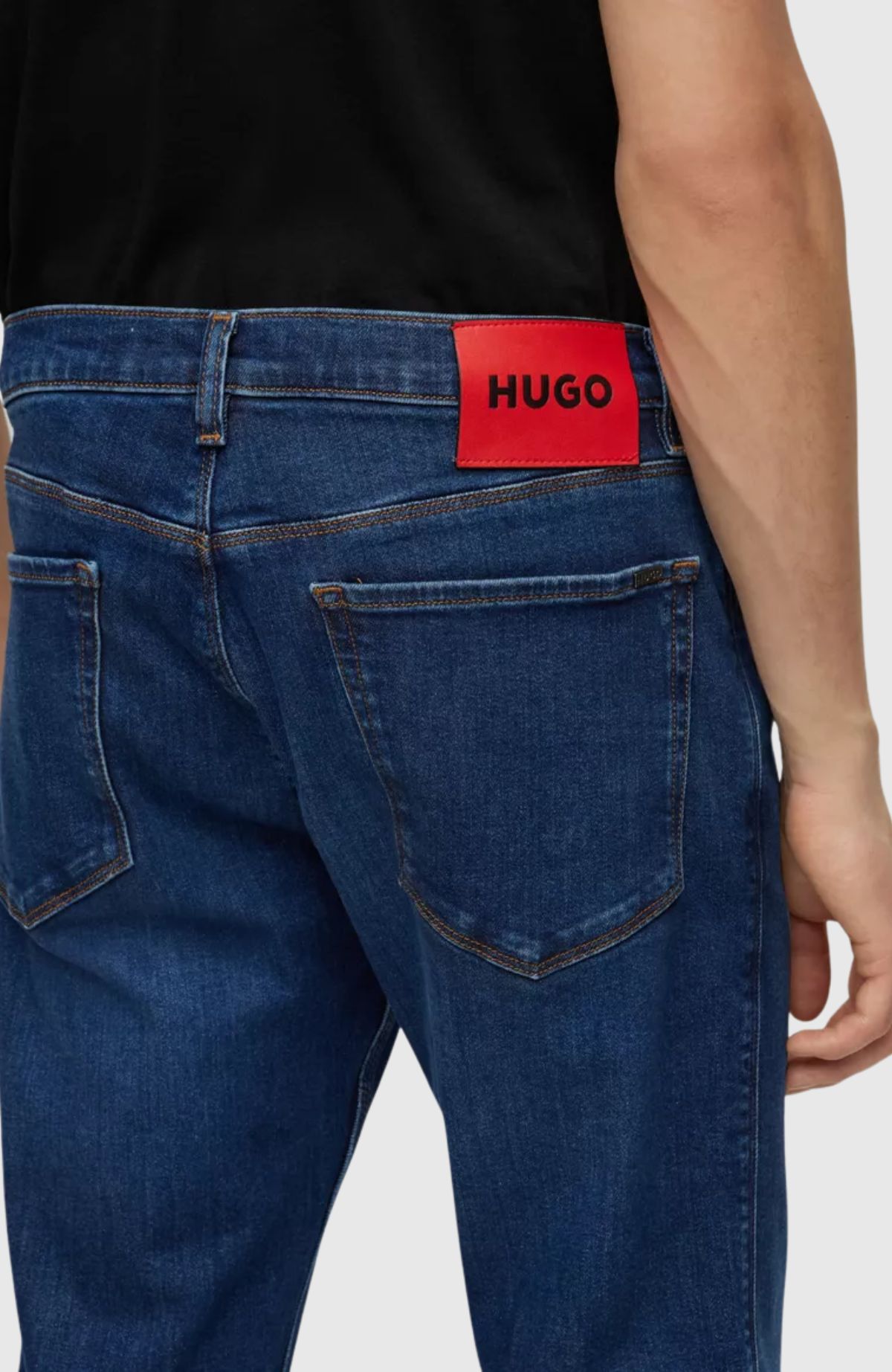 HUGO 708