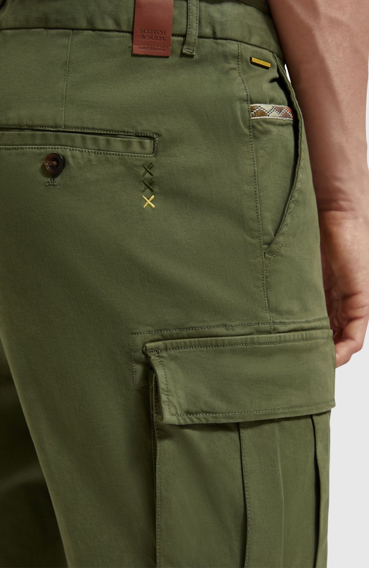 Stuart – Slim-Fit washed structured cargo pants