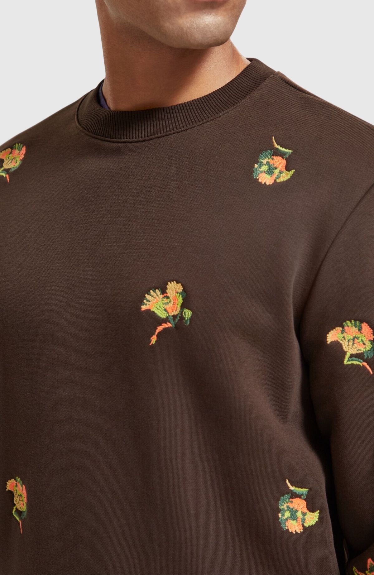 Regular – fit AOP Embroidery Sweatshirt