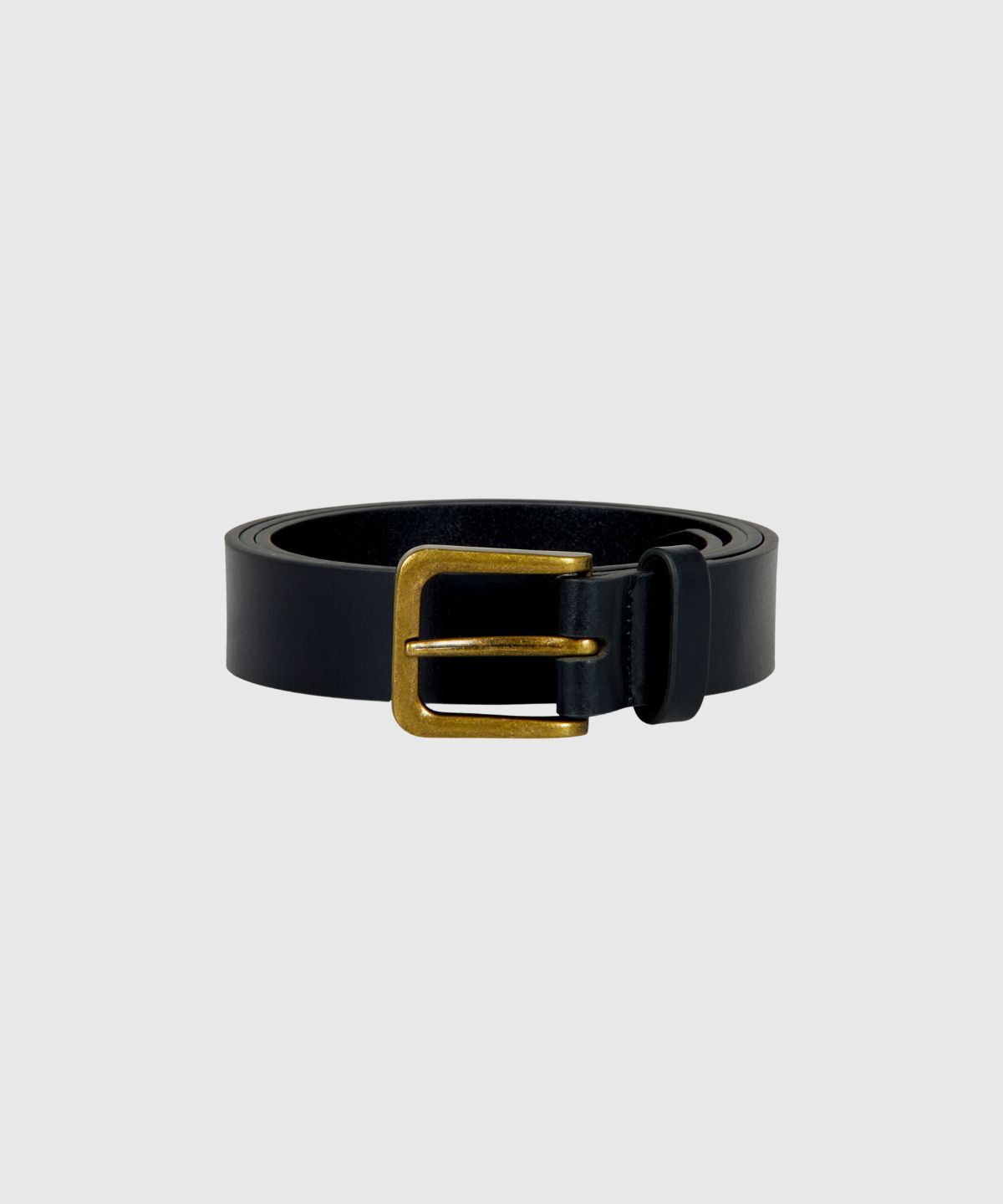 Essential recycled leather belt