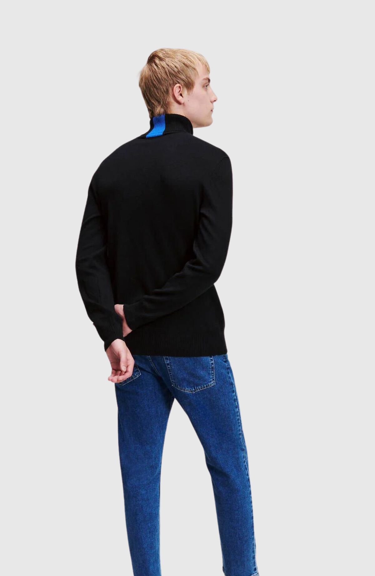 KLJ Lightweight Turtleneck