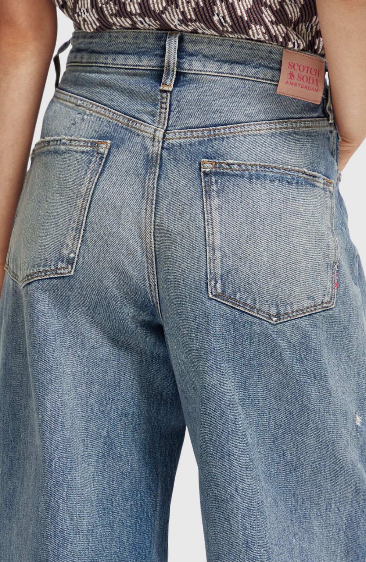 The Free super loose jeans  — Favourite Shade