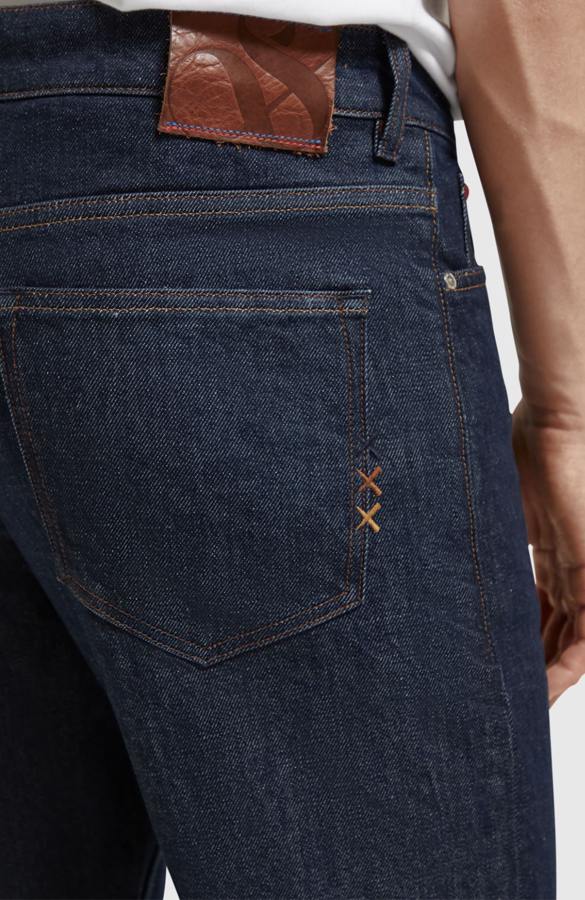 The Drop  regular tapered jeans