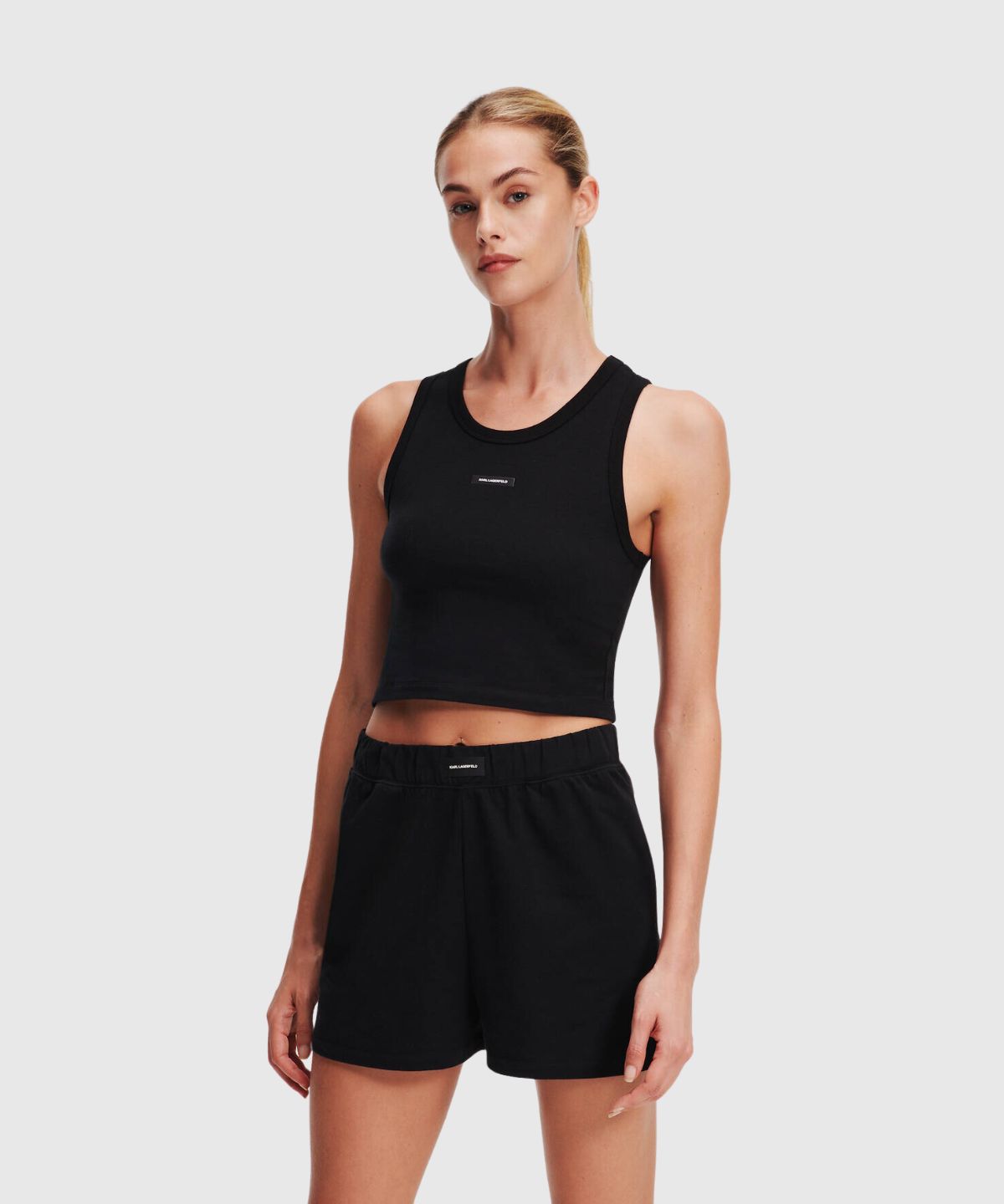 Essential Logo Short