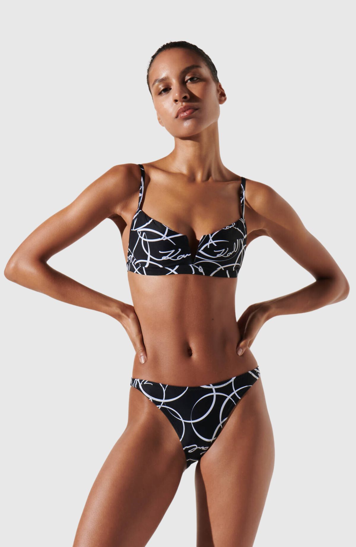 Karl Circle Brazilian Bottom