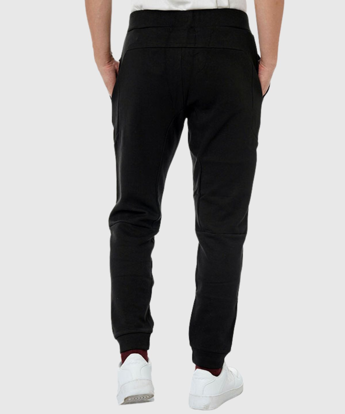 Tech Tapered Jogger